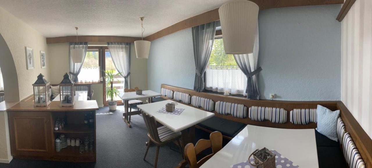 Pension Ostbach ロイタシュ エクステリア 写真