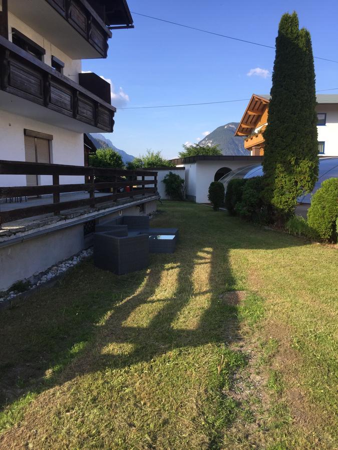 Pension Ostbach ロイタシュ エクステリア 写真